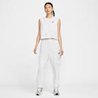 ナイキ スポーツウェア クラブ ウィメンズ スリーブレス クロップド Tシャツ