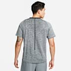 Nike Dri-FIT ADV TechKnit Ultra 男款短袖跑步上衣