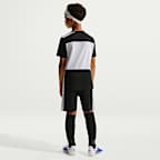 Nike Academy+ Older Kids' Dri-FIT Football Shorts