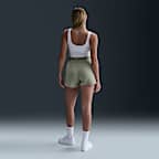 Nike Sportswear Chill Terry Shorts mit mittelhohem Bund (Damen, ca. 10 cm)