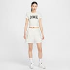 Nike Sportswear Women's Slim Cropped T-Shirt