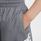Shorts de tejido Woven de 15 cm para niños talla grande Nike Sportswear Club