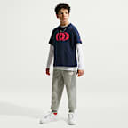 Playera de básquetbol Nike Max90 para niños Caitlin Clark