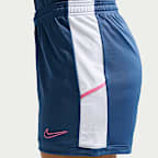 Shorts de fútbol Dri-FIT de 10 cm para mujer Nike Academy