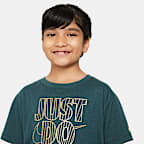 Playera para niños talla pequeña Nike Shine Boxy Tee