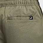 Nike Club 男款梭織窄管長褲