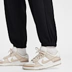 Nike Sportswear Chill Terry Women's Mid-Rise French Terry Joggers
