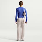 Playera de manga larga de tela de canalé ajustada para mujer Nike Sportswear Chill Knit