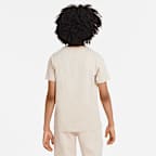 Nike Sportswear Older Kids' T-Shirt