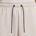 กางเกงบาสเก็ตบอลขายาวทรงหลวม Dri-FIT Sabrina