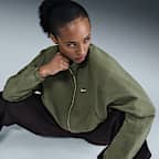 Chamarra con protección UV Repel oversized para mujer Nike Sportswear Everything Wovens