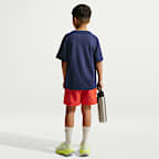 Nike Multi 大童 (男童) Dri-FIT 短袖訓練上衣