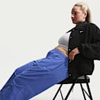 Pants de tejido Woven de tiro alto oversized para mujer Nike Sportswear (talla grande)