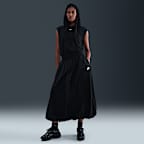 Black/Sail