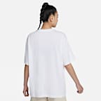 เสื้อยืดผู้หญิงขนาดโอเวอร์ไซส์ Nike Sportswear Dri-FIT