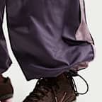 Vävda byxor Nike Sportswear Shox för kvinnor