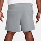 Nike Unlimited vielseitige Dri-FIT Herrenshorts ohne Futter (ca. 18 cm)