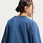 Nike Sportswear Older Kids' (Girls') Oversized T-Shirt