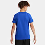 Nike Sportswear Older Kids' T-Shirt