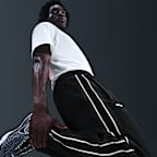 LeBron Standard Issue Men's Therma-FIT Basketball Trousers