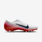 Chuteiras de futebol de perfil baixo multiterreno Nike Mercurial Vapor 16 Academy LV8