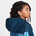 Nike Sportswear Windrunner EasyOn Older Kids' Repel Jacket