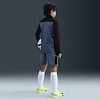 Nike Academy Dri-FIT 18 cm Genç Çocuk Futbol Şortu