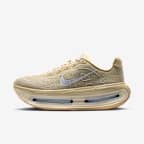 Desert Khaki/Light Khaki/Coconut Milk/Reflect Silver