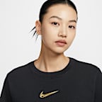 Nike Sportswear Women's Loose Short-Sleeve Graphic T-Shirt