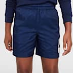 Shorts de tejido Woven de 15 cm para niños talla grande Nike Sportswear Club