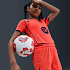 F.C. Barcelona 2025/26 Stadium Third Older Kids' Nike Dri-FIT Total 90 Football Replica Shorts