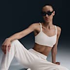 ナイキ 24.7 ImpossiblySoft ウィメンズ Dri-FIT ミッドライズ ジョガーパンツ