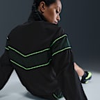 Australia Windrunner Women's Nike Football UV Woven Jacket