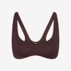 NikeSKIMS Matte Women's Shaping Scoop Bra