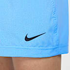 กางเกงขาสั้นอเนกประสงค์ 7 นิ้วไม่มีซับในผู้ชาย Nike Dri-FIT Form