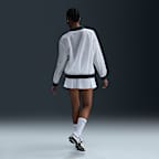 Nike Sportswear Essential Women's Loose UV Woven Long-Sleeve V-Neck Top