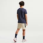 Nike Sportswear Older Kids' T-Shirt