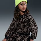 Sudadera con cuello redondo y estampado de Boxy para niña talla grande Nike Sportswear Club Fleece