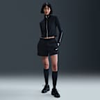 Black/Sail