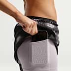 Shorts de correr Dri-FIT 2 en 1 para mujer Nike Tempo Luxe