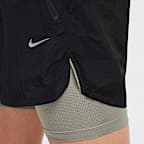 Nike Stride Running Division Men's 12.5cm (approx.) Dri-FIT Water-Repellent 2-in-1 Running Shorts