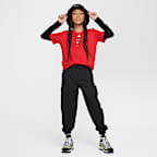 Nike Sportswear Older Kids' T-Shirt