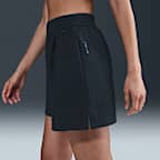 Shorts Dri-FIT de tiro medio holgados de 10 cm para mujer Nike 24.7 ImpossiblySoft