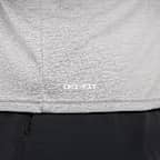 Playera de manga corta Dri-FIT UV para hombre (personas altas y tallas grandes) Nike Swim Hydroguard Essential