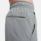 Nike Unlimited vielseitige Dri-FIT Herrenshorts ohne Futter (ca. 18 cm)