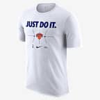 New York Knicks Essential Men's Nike NBA T-Shirt