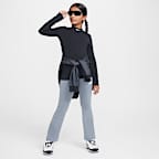 Leggings de tiro alto acampanados para niña Nike Sportswear Classic