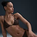 Parte superior del bikini triangular con texturizado de felpa para mujer Nike Swim