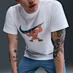 Nike 男款健身 T 恤