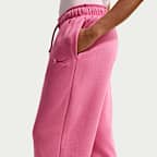 Nike Sportswear Club Fleece Women's Mid-Rise Oversized Sweatpants